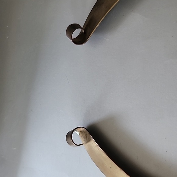 Vintage Brass Minimalist Gold Hammered Necklace - Picture 4 of 4